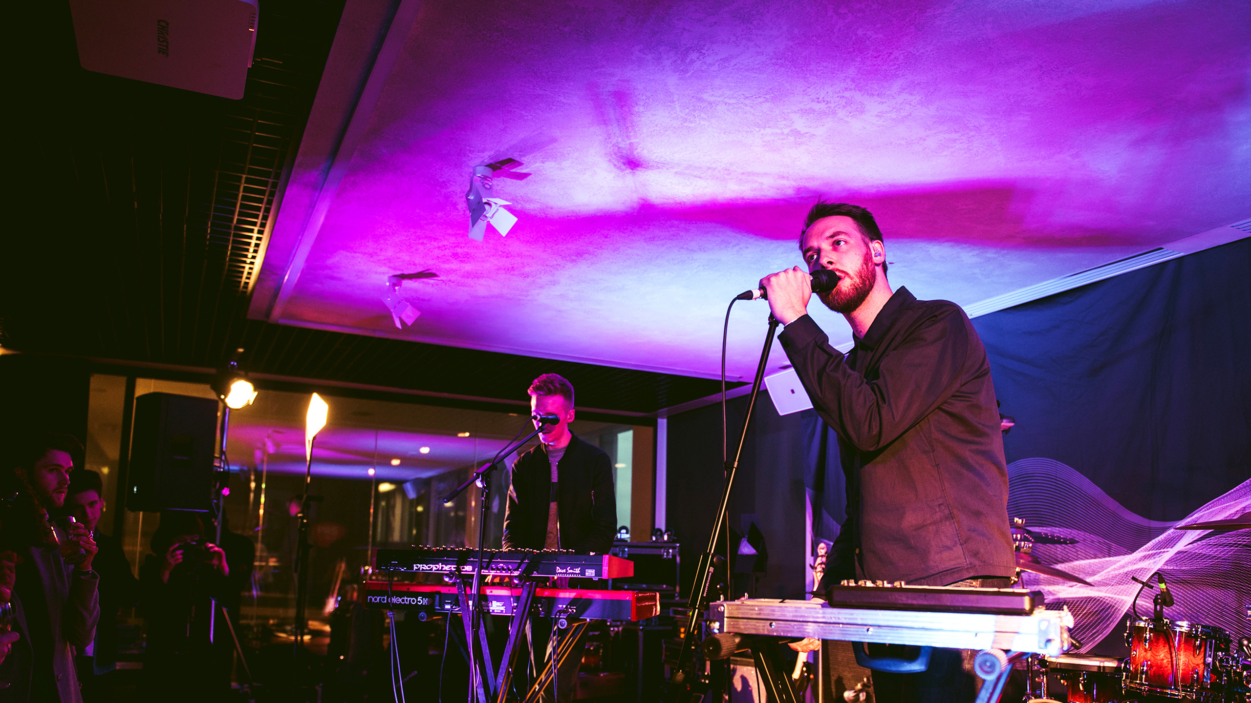 Honne performing with keyboards