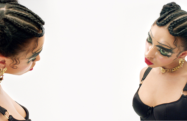 FKA-TWIGS-GOOGLE-GLASS