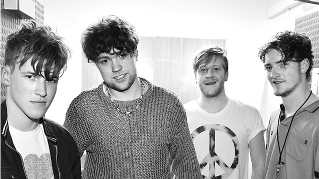 Viola beach