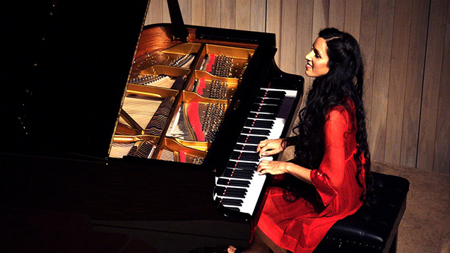Zoe Rahman jazz pianist