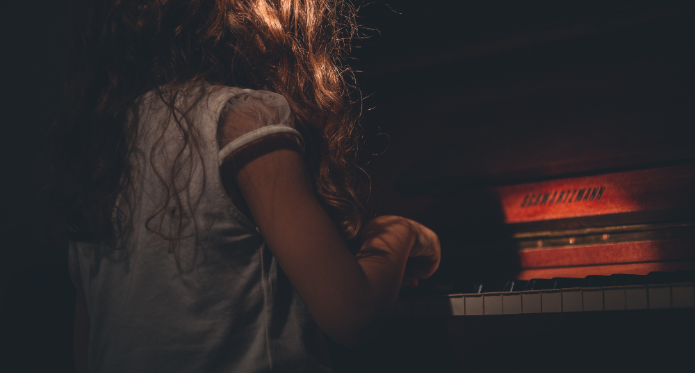 piano child
